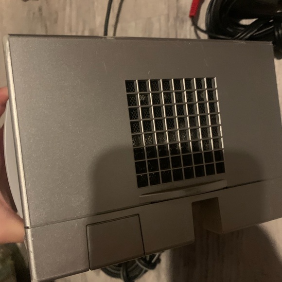 Nintendo GameCube Silver Console DOL-101 w/ Controller & Cables - Picture 4 of 10